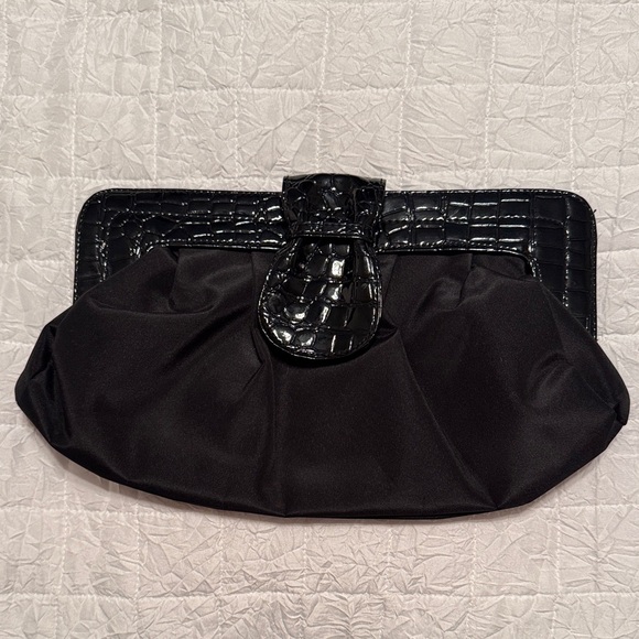 Handbags - Elegant Black Clutch Bag